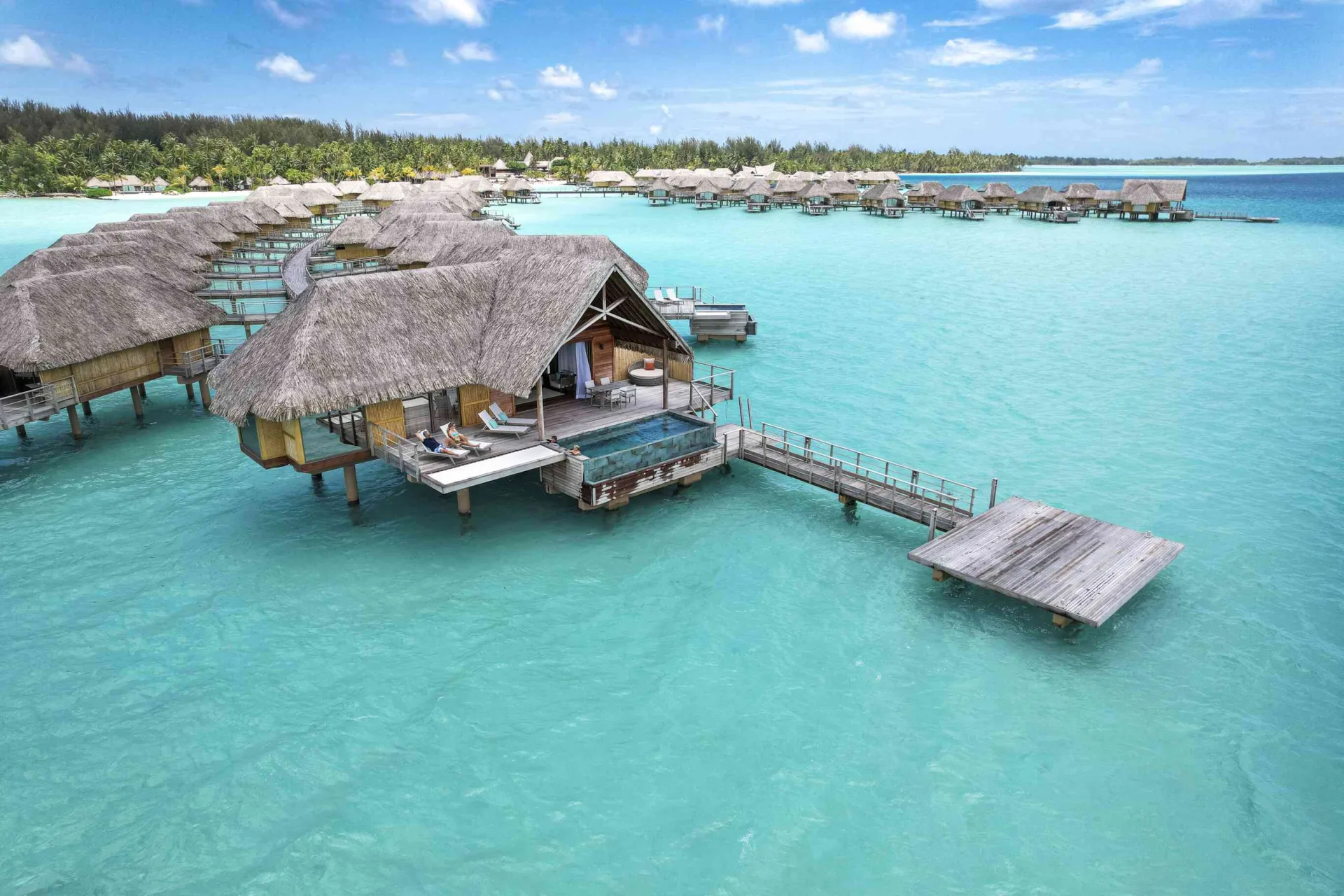  This could be the view from your overwater bungalow in Bora Boraâ¦ 